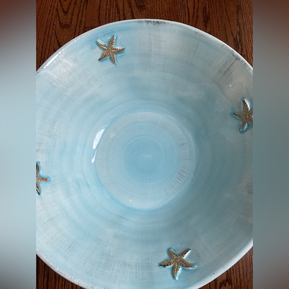 COPY - Pottery barn starfish bowl - Picture 2 of 5
